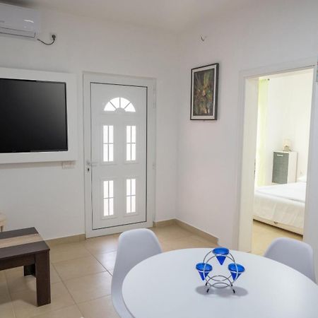 Montebello Inn Apartments Ulcinj Bagian luar foto