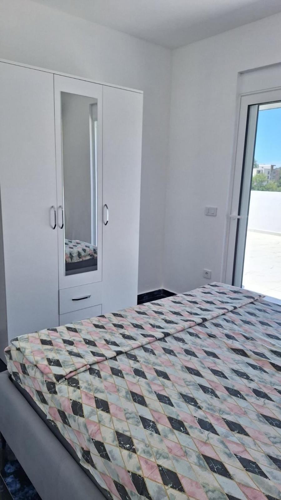 Montebello Inn Apartments Ulcinj Bagian luar foto