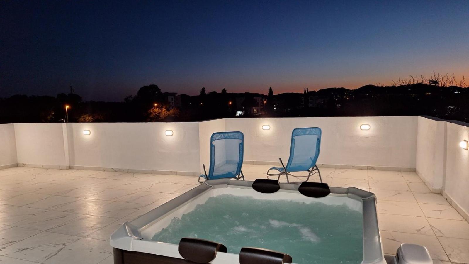 Montebello Inn Apartments Ulcinj Bagian luar foto