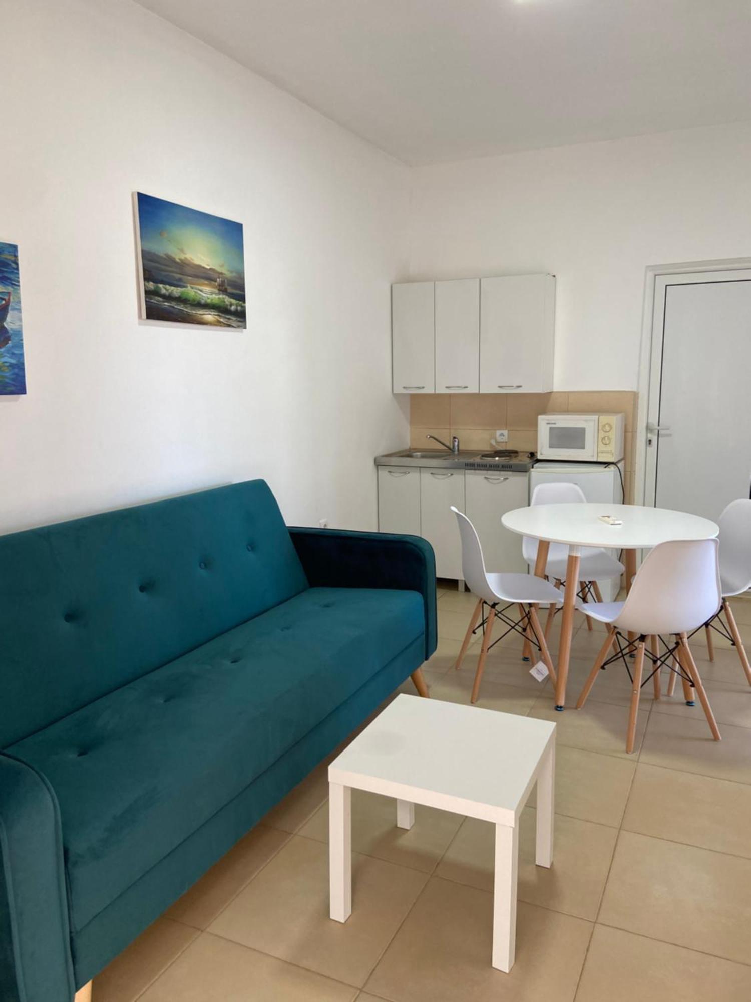 Montebello Inn Apartments Ulcinj Bagian luar foto