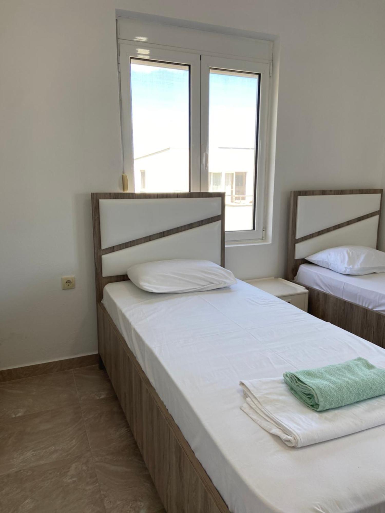 Montebello Inn Apartments Ulcinj Bagian luar foto
