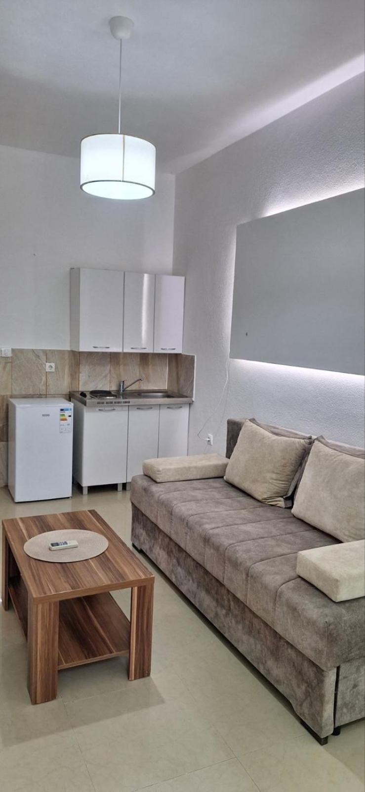 Montebello Inn Apartments Ulcinj Bagian luar foto
